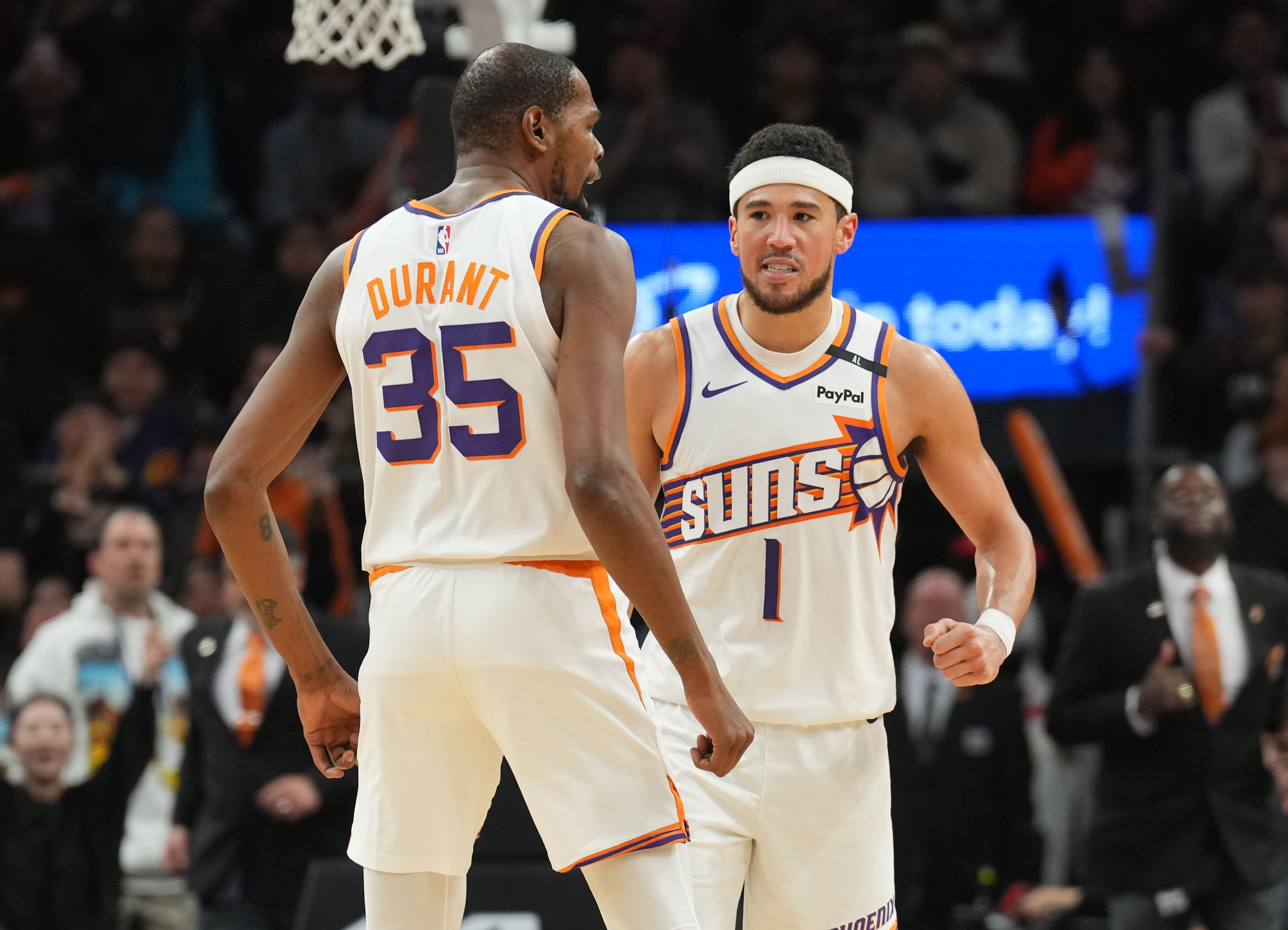 九游体育-明尼苏达森林狼训练开放日，加时末段完成体检引欢呼，NBA季后赛在即，轮换策略成焦点的简单介绍